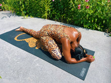 Load image into Gallery viewer, BIG KAT